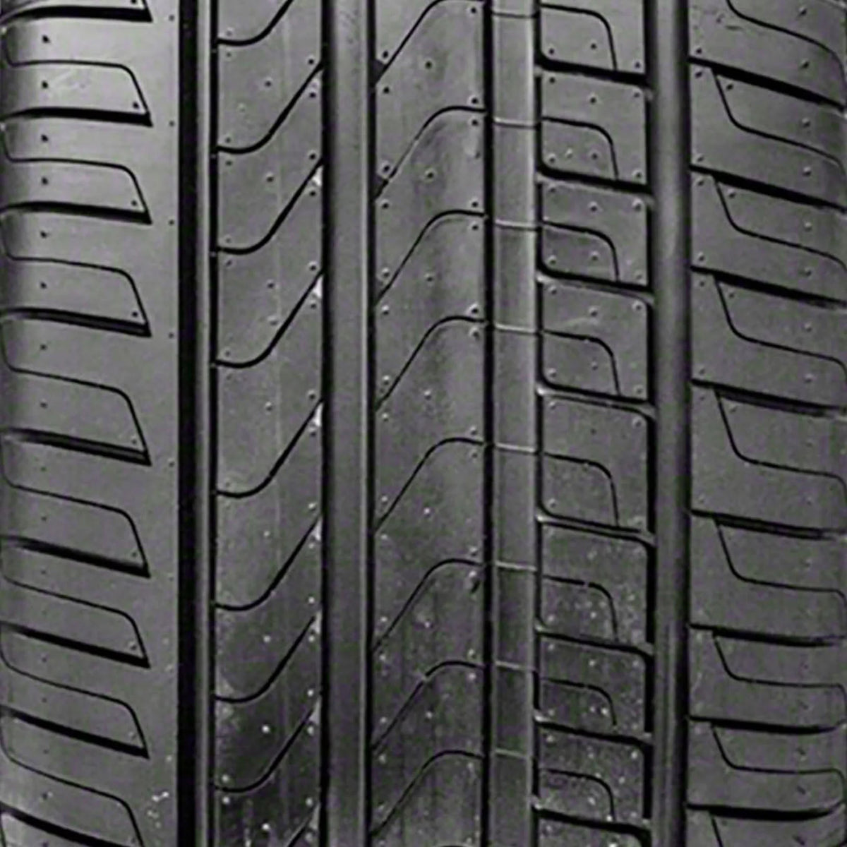 Set of 4 Pirelli CINTURATO P7 205/50R17 89Y Tires Fits: 2017-19 Nissan Sentra SR Turbo, 2013-16 Nissan Sentra SR